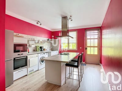 /international/fr/caylus-midi-pyrenees-310097845323/