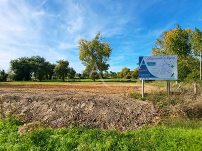 /international/fr/notre-dame-de-monts-pays-de-la-loire-310104462536/