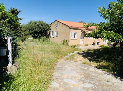 /international/fr/aregno-corsica-310100442821/