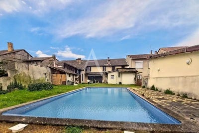 /international/fr/avenue-du-marsan-villeneuve-de-marsan-aquitaine-310106395042/