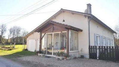 /international/fr/saint-privat-des-pres-aquitaine-120096362318/?lang=en