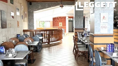 /international/fr/barbezieux-saint-hilaire-charente-310098969720/
