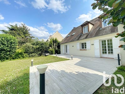 /international/fr/montlignon-ile-de-france-310100955908/