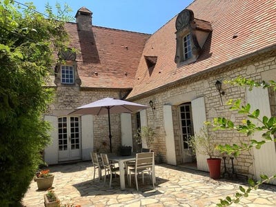 /international/fr/lamonzie-saint-martin-aquitaine-120096229175/