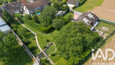 /international/fr/beaune-la-rolande-centre-val-de-loire-310105788515/
