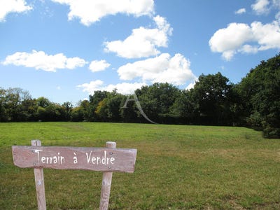 /international/fr/noyant-villages-pays-de-la-loire-310105027312/