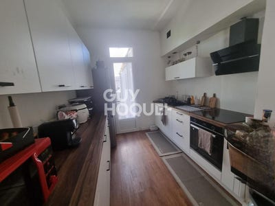 /international/fr/avignon-provence-alpes-cote-d-azur-310119997420/