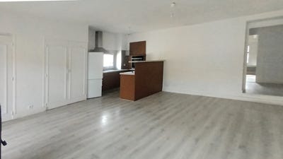 /international/fr/pezenas-languedoc-roussillon-310107642973/