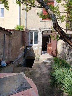 /international/fr/bourbonne-les-bains-ardennes-310107648061/