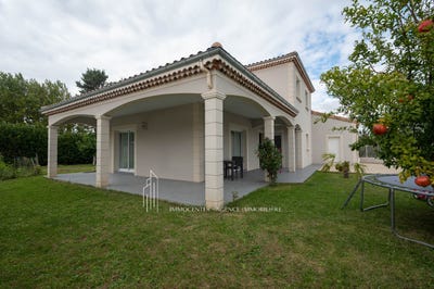 /international/fr/romans-sur-isere-rhone-310100907525/