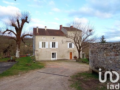 /international/fr/lissac-et-mouret-midi-pyrenees-310103218856/