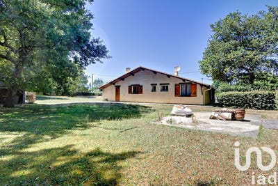 /international/fr/soussans-aquitaine-310100859221/