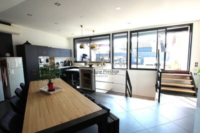 /international/fr/tournus-burgundy-310109097585/