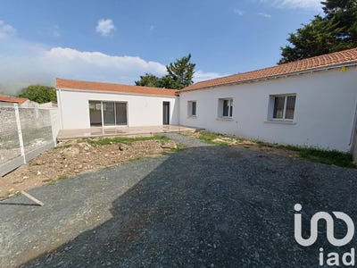 /international/fr/la-rochelle-franche-comte-120093568870/