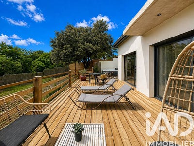 /international/fr/servian-languedoc-roussillon-310107674079/