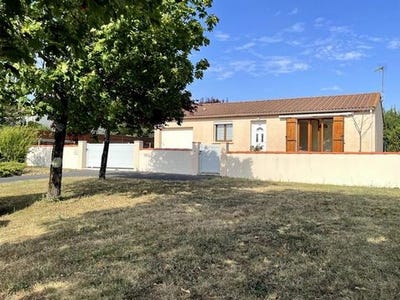 /international/fr/saint-jean-d-angely-charente-310108898687/?lang=es
