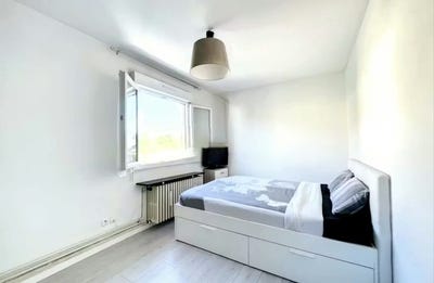 /international/fr/rue-georges-clemenceau-venissieux-rhone-310094536532/