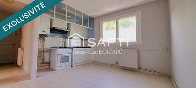 /international/fr/lisieux-la-basse-normandie-310099351885/