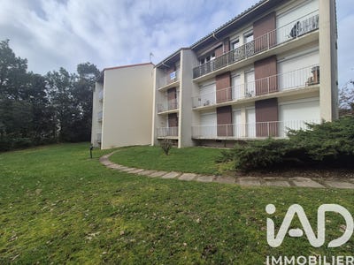 /international/fr/jard-sur-mer-pays-de-la-loire-310106401375/