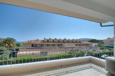/international/fr/agay-provence-alpes-cote-d-azur-310099713285/