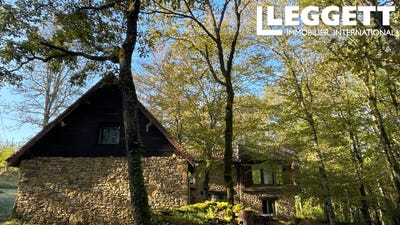 /international/fr/saint-leon-sur-vezere-aquitaine-310095738489/?lang=zh-cn