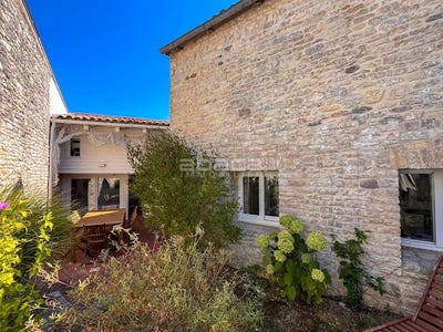/international/fr/le-bois-plage-en-re-charente-310104005192/