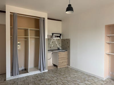 /international/fr/cordes-sur-ciel-midi-pyrenees-310104466700/