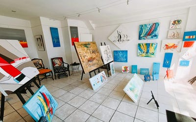 /international/fr/frejus-provence-alpes-cote-d-azur-310108994208/