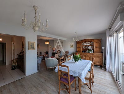 /international/fr/bourg-en-bresse-rhone-310104475933/