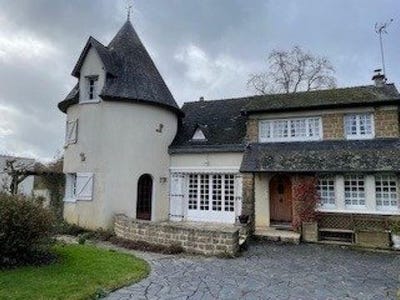 /international/fr/le-bourgneuf-la-foret-pays-de-la-loire-310105833508/