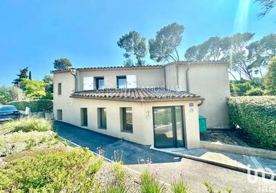 /international/fr/sanary-sur-mer-provence-alpes-cote-d-azur-310100639208/