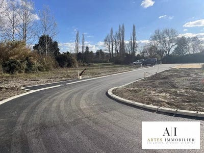 /international/fr/cruas-rhone-310105235920/