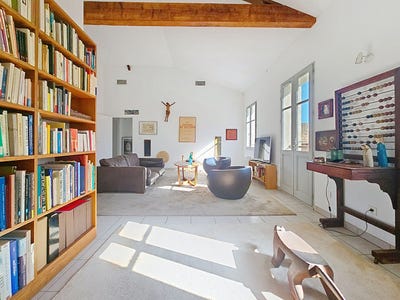 /international/fr/villeneuve-les-avignon-languedoc-roussillon-310108373060/