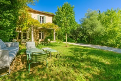 /international/fr/montpellier-languedoc-roussillon-310108430583/
