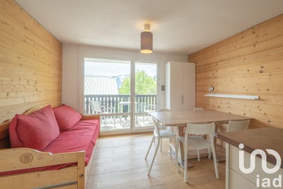 /international/fr/huez-burgundy-310100407998/?lang=zh-tw
