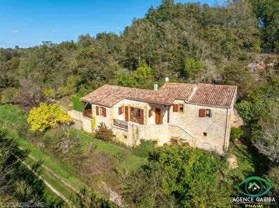 /international/fr/lacapelle-biron-aquitaine-310104397986/