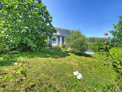 /international/fr/montreuil-juigne-pays-de-la-loire-310108402828/