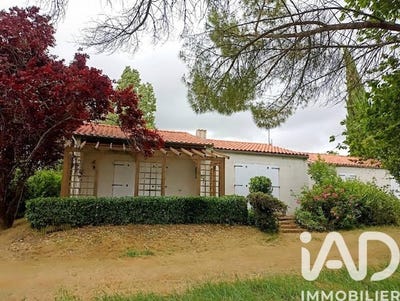 /international/fr/verines-charente-310107672603/