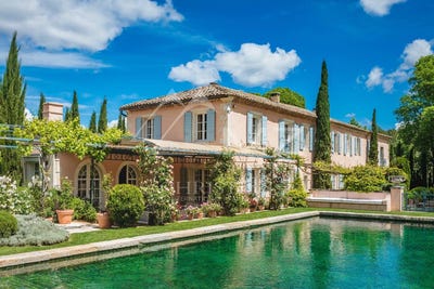 /international/fr/saint-remy-de-provence-provence-alpes-cote-d-azur-310101086230/?lang=en