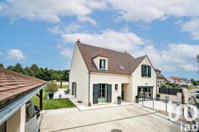 /international/fr/dammartin-en-goele-ile-de-france-310099218541/