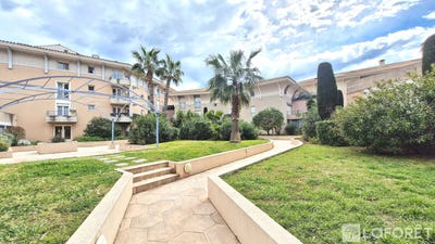 /international/fr/frejus-provence-alpes-cote-d-azur-310108465390/
