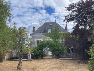 /international/fr/saint-sulpice-les-feuilles-limousin-310101445524/?lang=en
