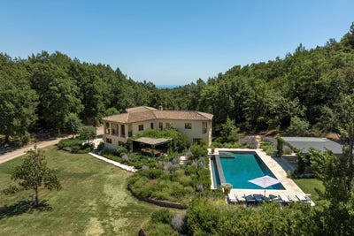 /international/fr/chateauneuf-grasse-hh-14682115-chateauneuf-grasse-provence-alpes-cote-d-azur-310100952964/