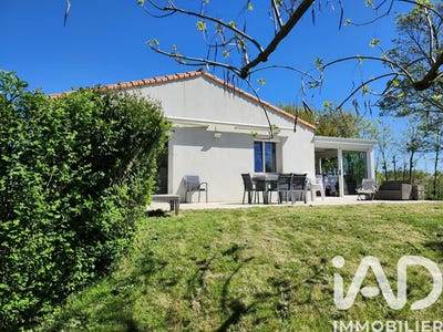 /international/fr/les-herbiers-pays-de-la-loire-310108835249/