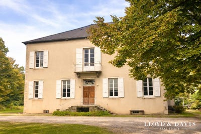 /international/fr/sainte-helene-du-lac-rhone-310108037047/