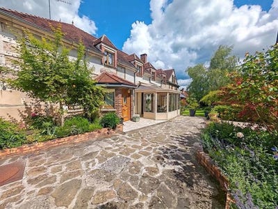 /international/fr/foret-du-mont-saint-sulpice-mont-saint-sulpice-burgundy-310108182396/