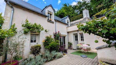 /international/fr/amboise-centre-val-de-loire-310098838918/