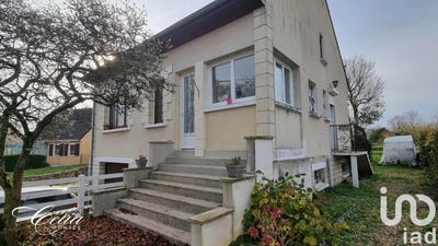 /international/fr/chezy-en-orxois-picardie-310100732295/