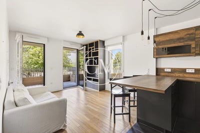 /international/fr/versailles-ile-de-france-310108899536/
