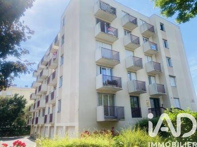 /international/fr/compiegne-picardie-310108483476/